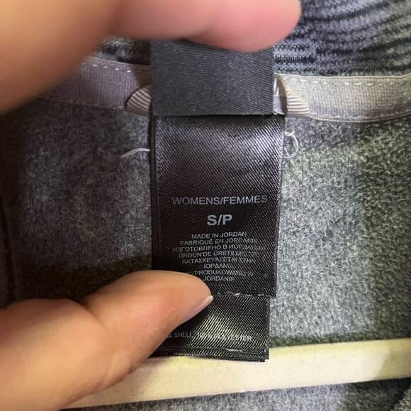 The North Face Grey Quarter Zip Pullover Women’s Small - Picture 4 of 5